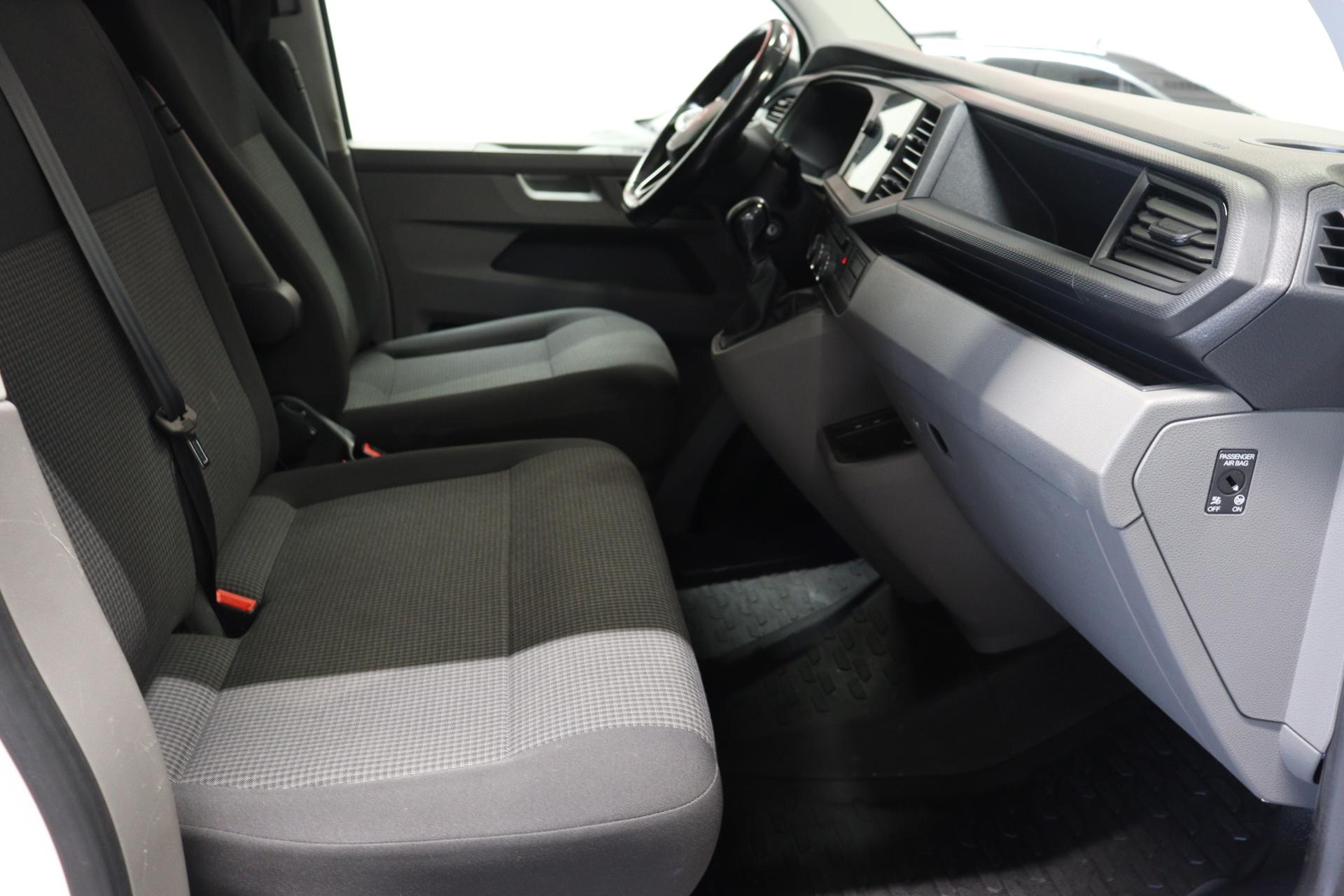 VOLKSWAGEN Transporter 2021