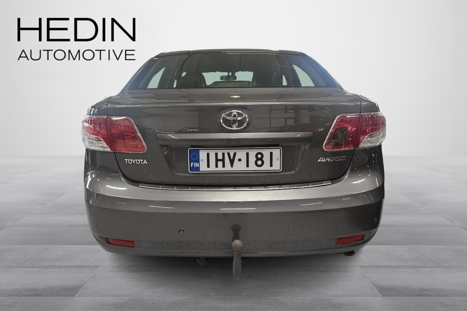 TOYOTA Avensis 2009