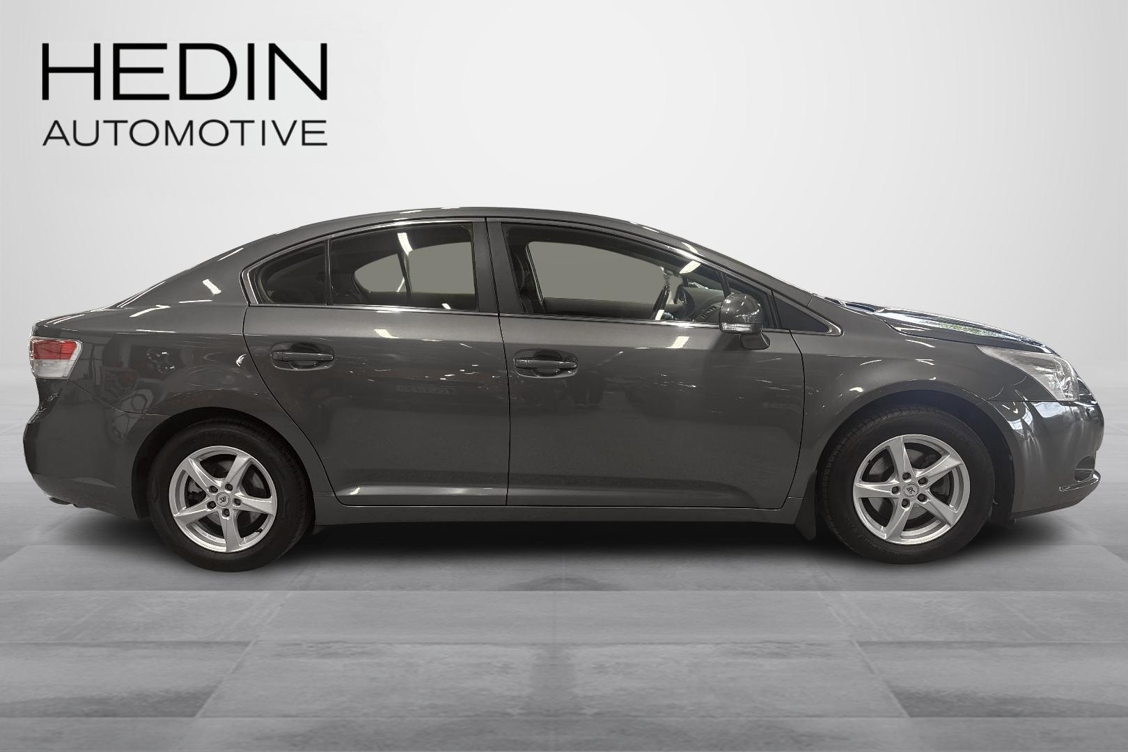 TOYOTA Avensis 2009