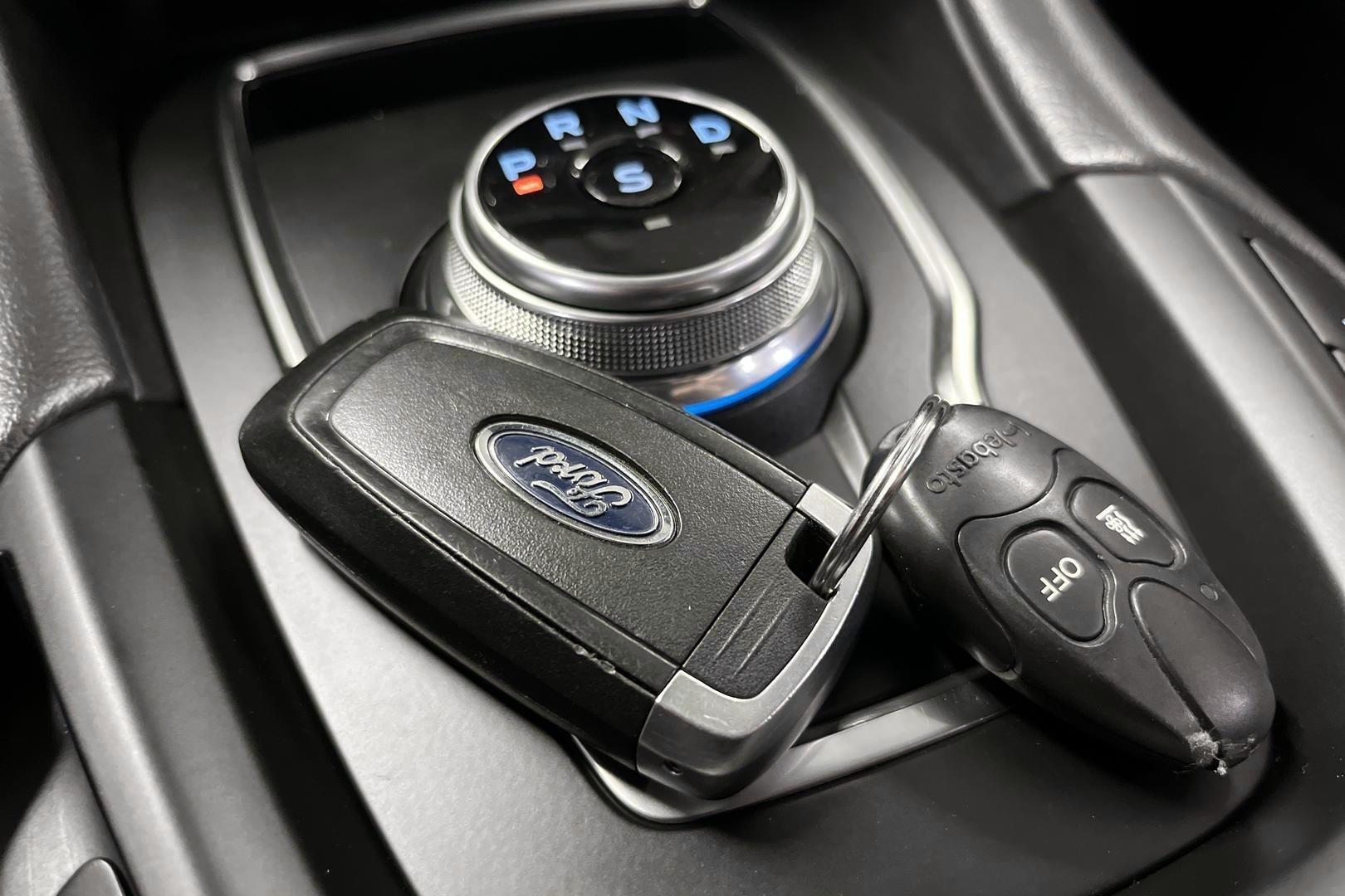 FORD MONDEO 2021