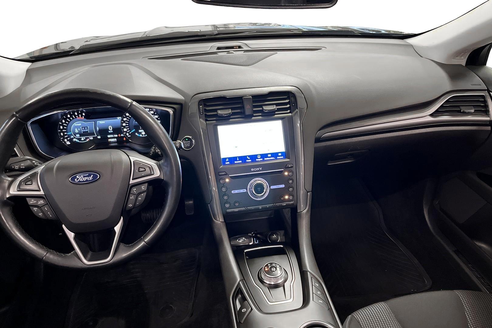 FORD MONDEO 2021
