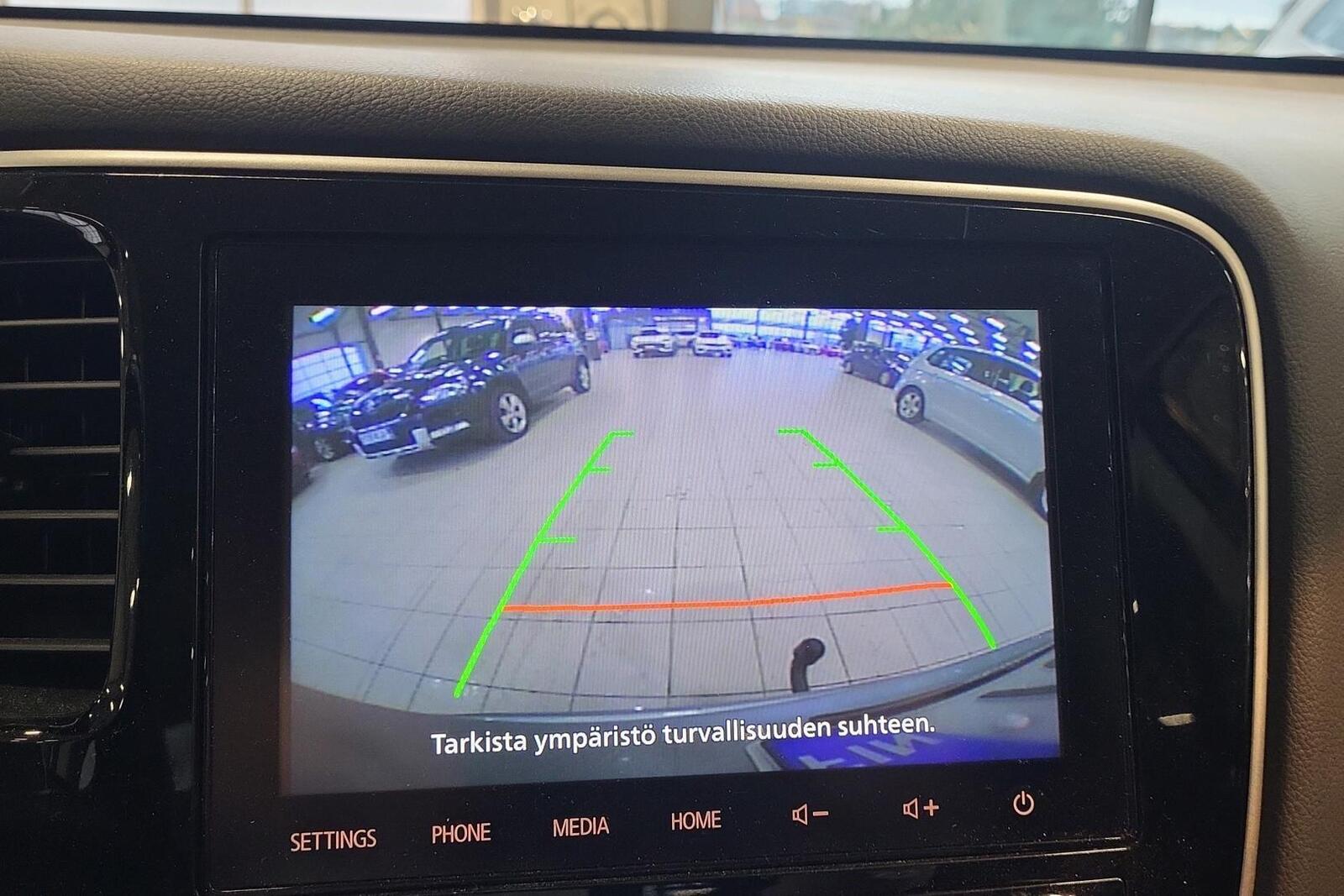 Mitsubishi Outlander PHEV 2021