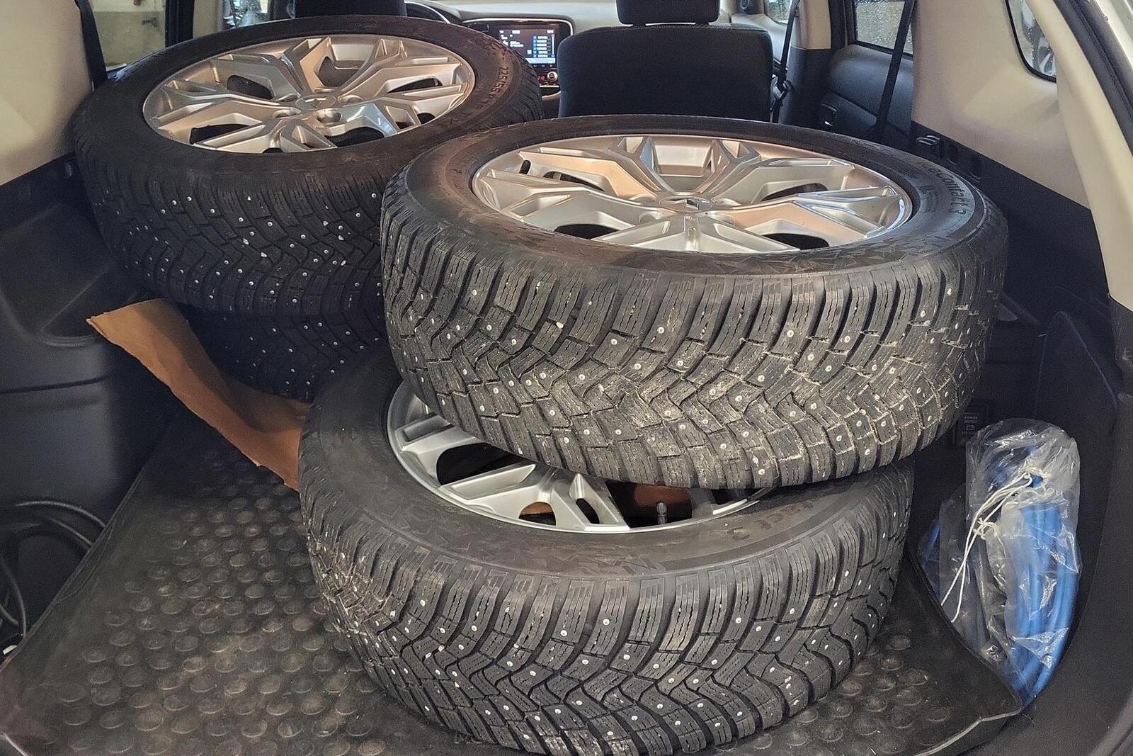 Mitsubishi Outlander PHEV 2021