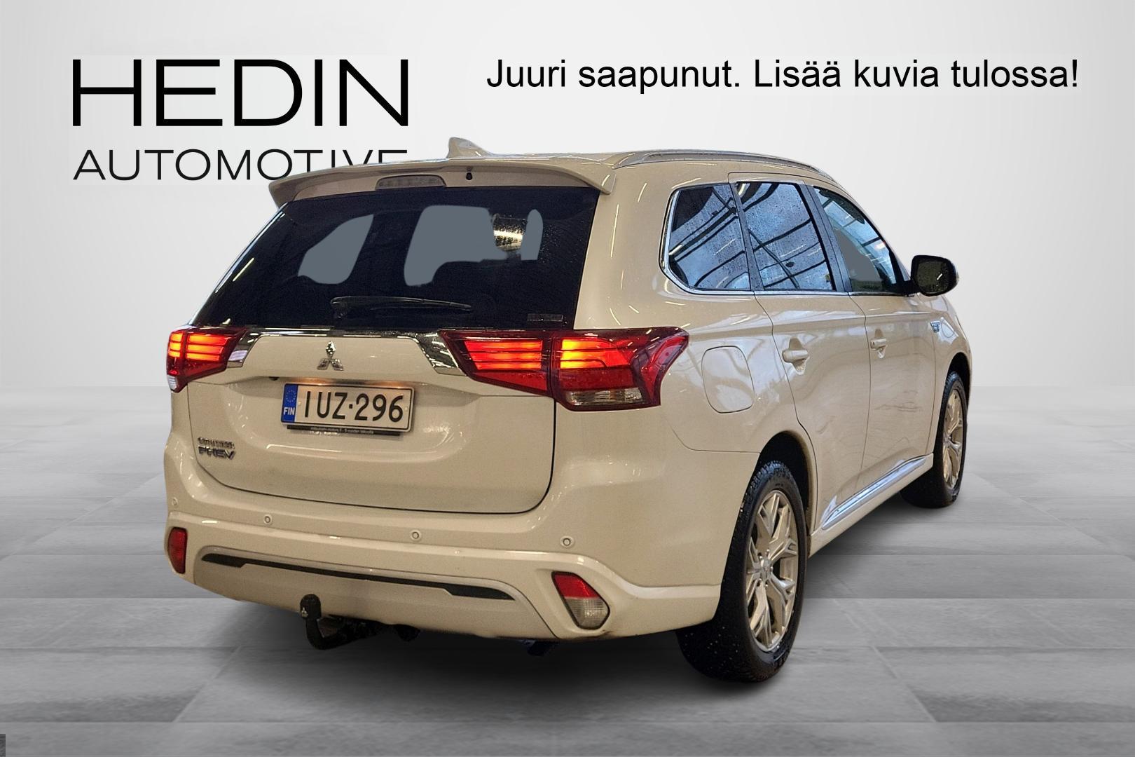 Mitsubishi Outlander PHEV 2021