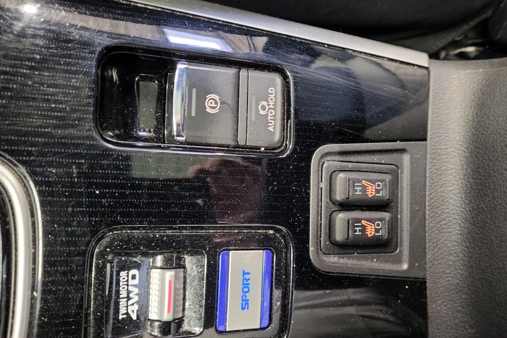 Mitsubishi Outlander PHEV 2021