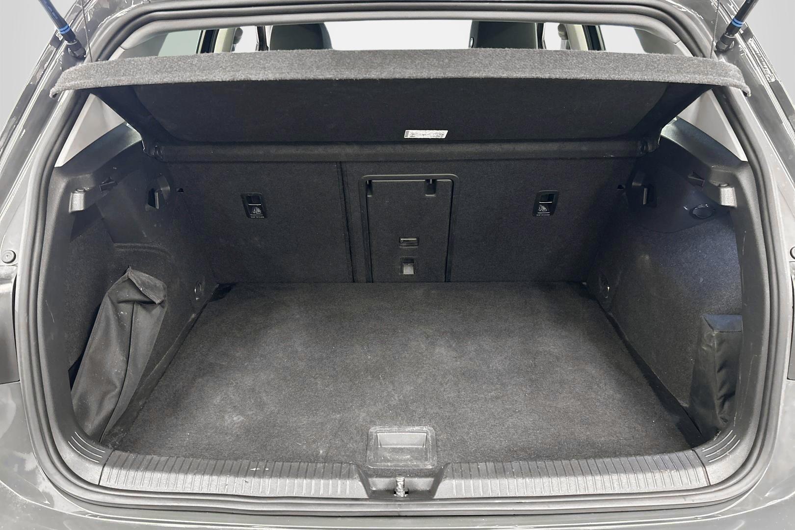 Volkswagen Golf 2022