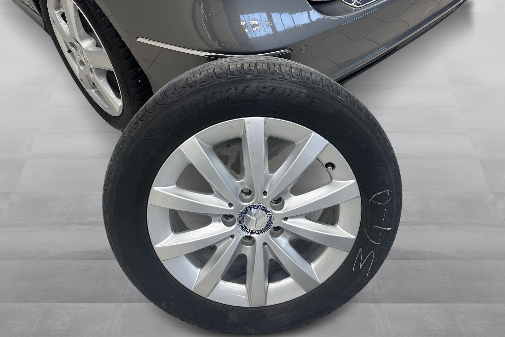 Mercedes-Benz B 2012