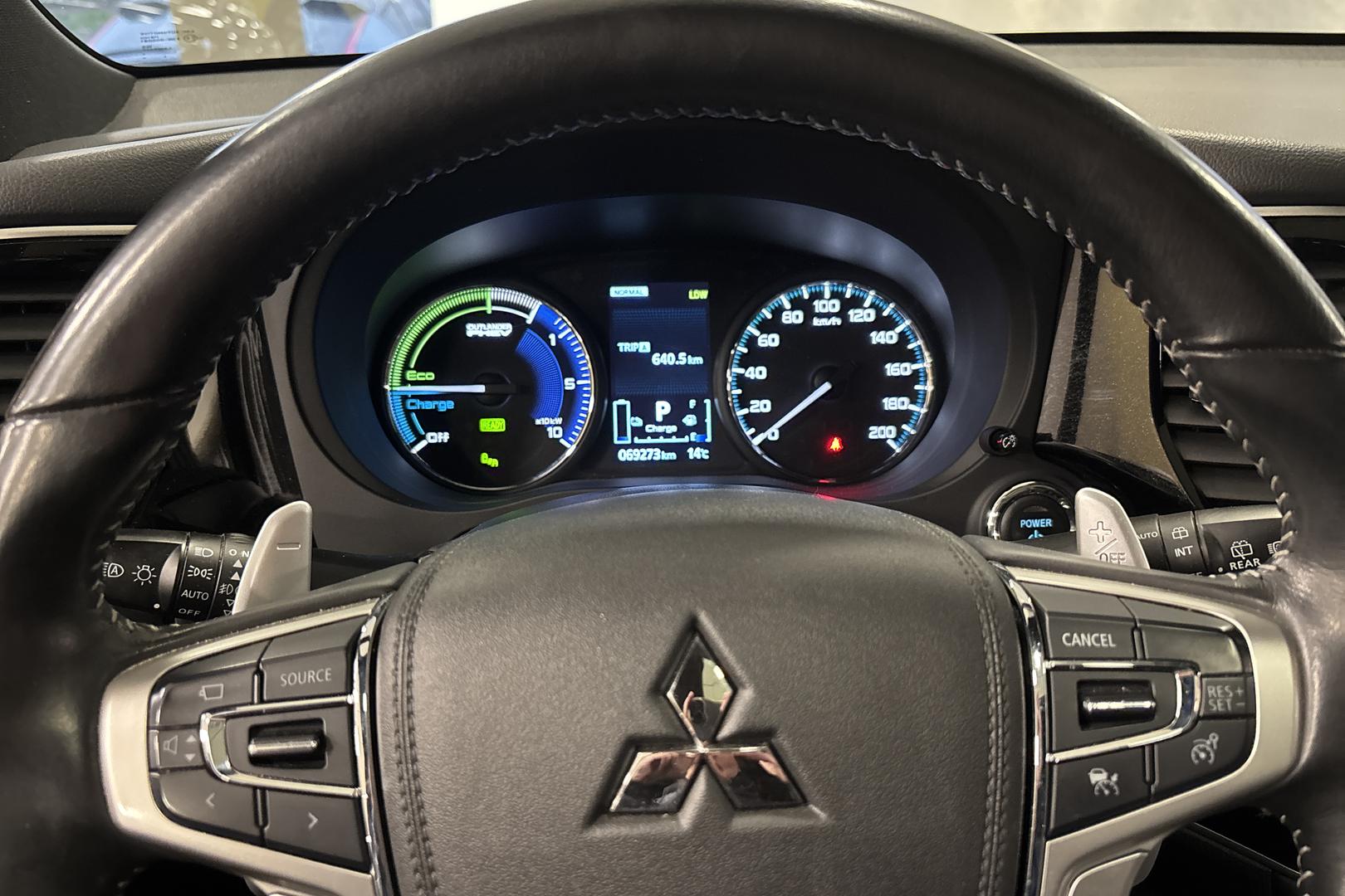 Mitsubishi Outlander PHEV 2020