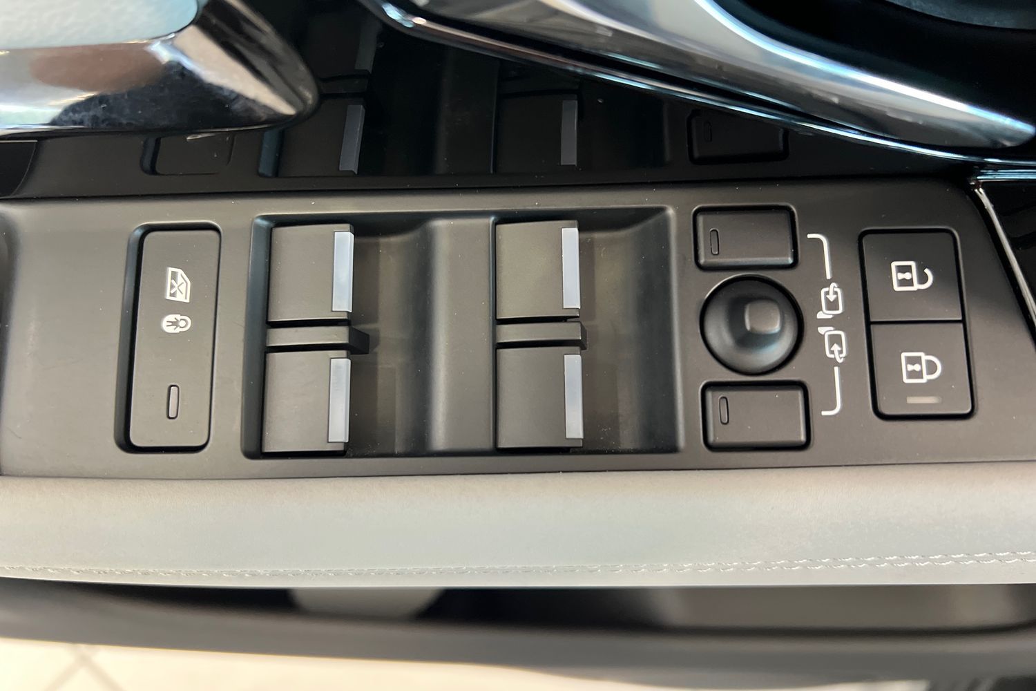 Land Rover Range Rover Evoque 2023