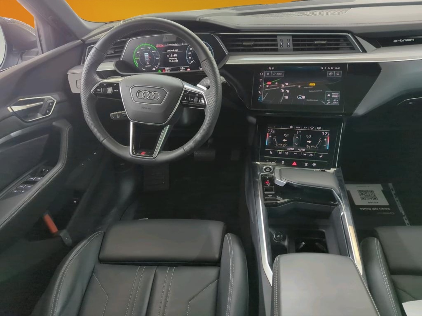 AUDI e-tron 2023
