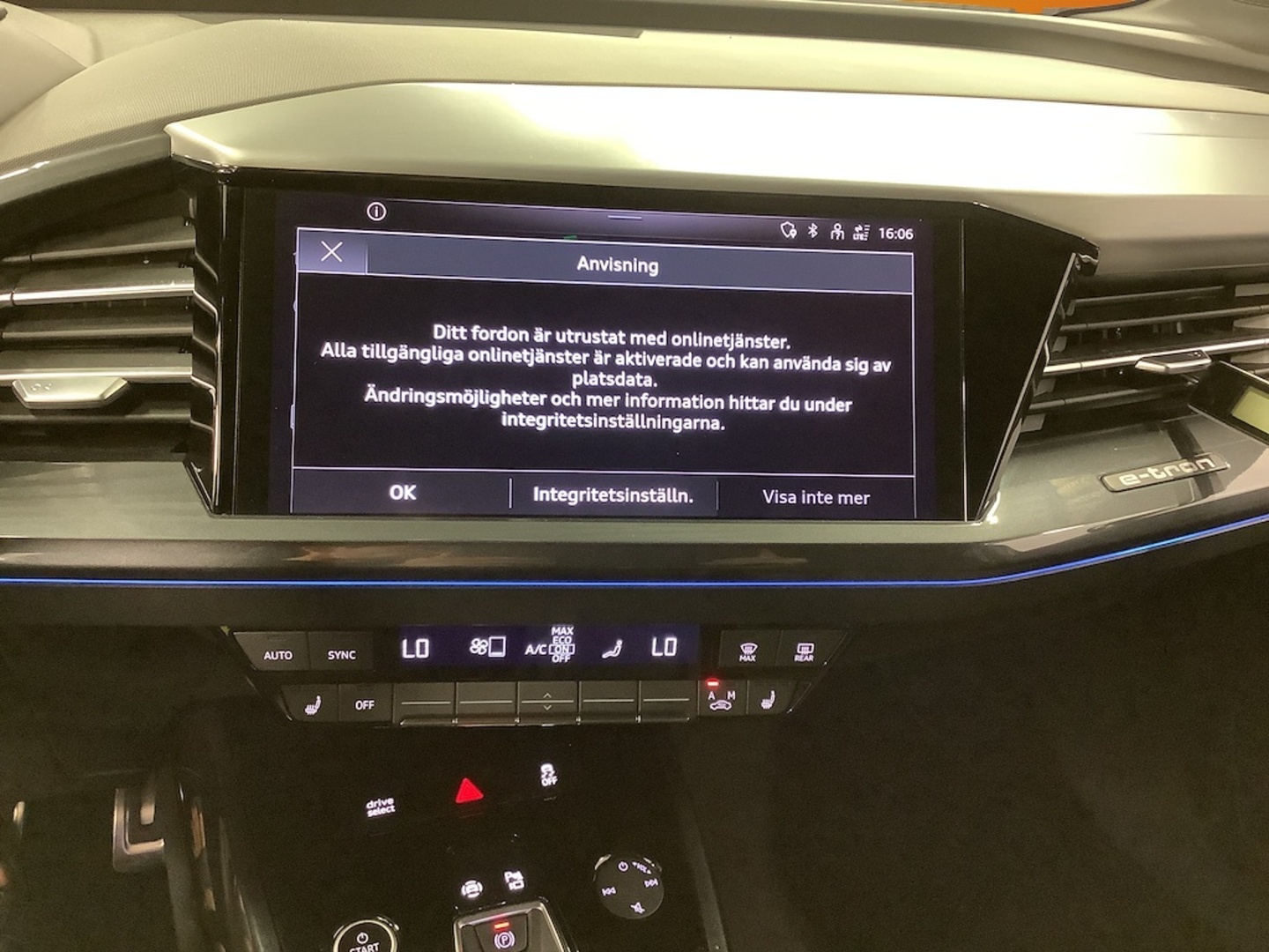 AUDI Q4 e-tron 2022