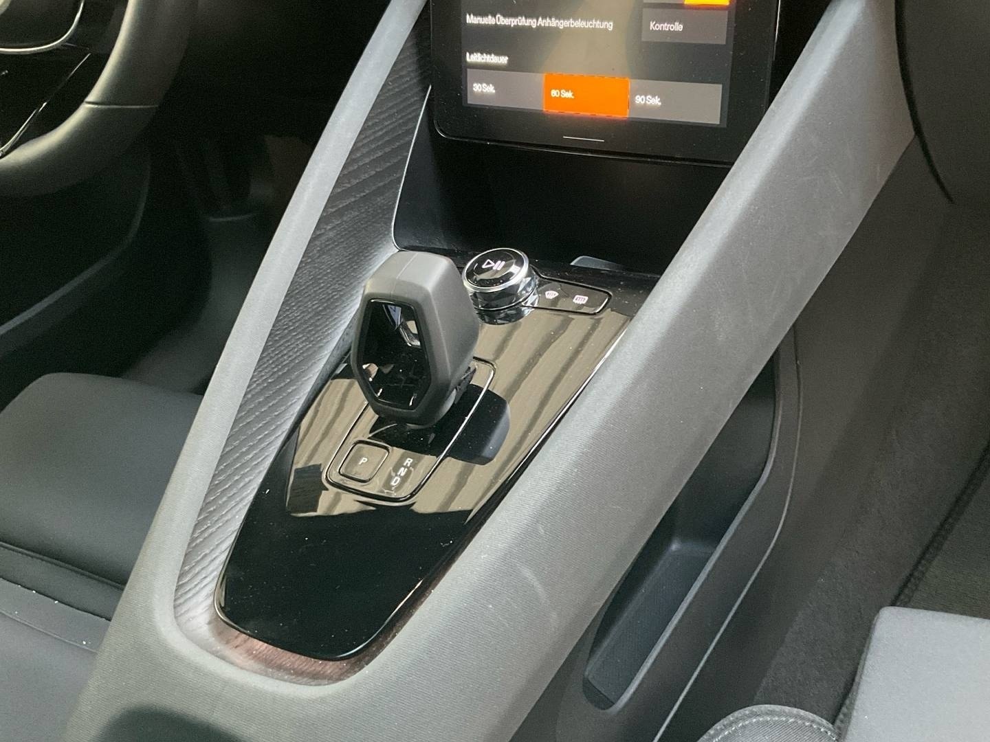 POLESTAR 2 2023