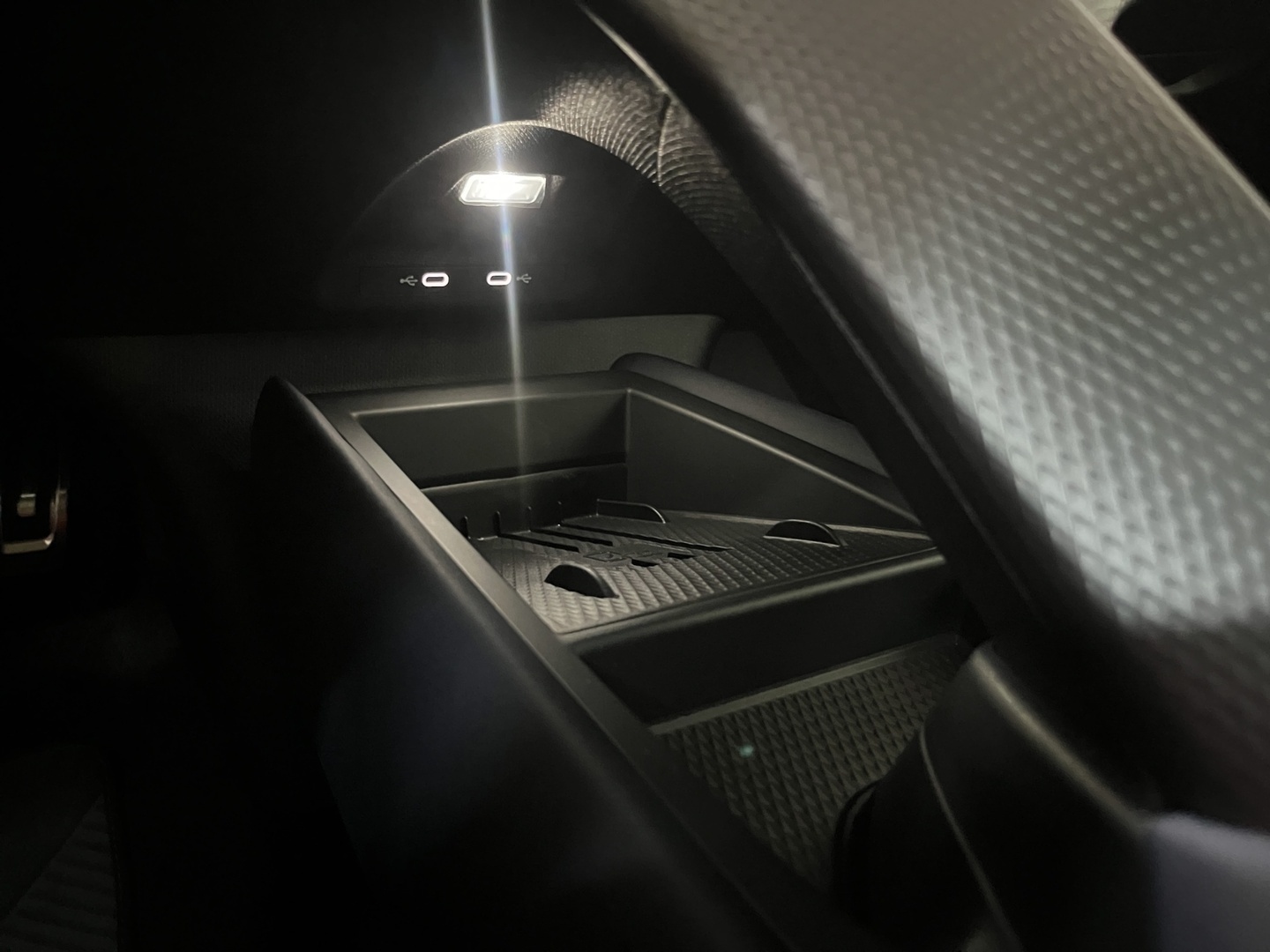 CUPRA Tavascan 2025