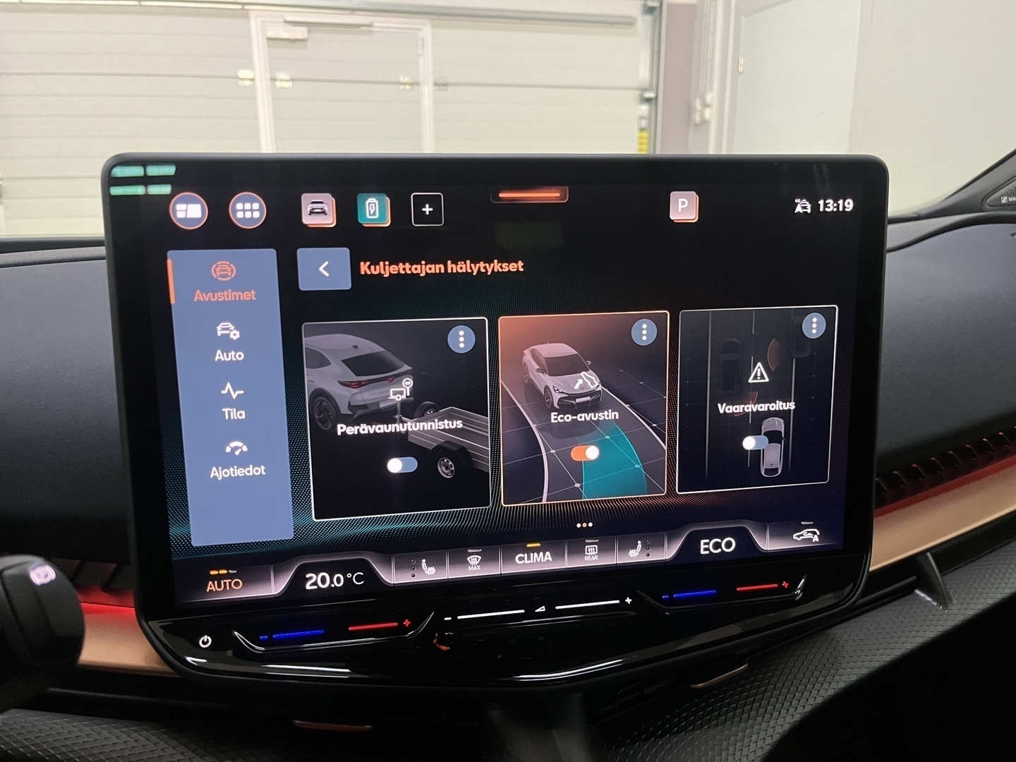 CUPRA Tavascan 2025