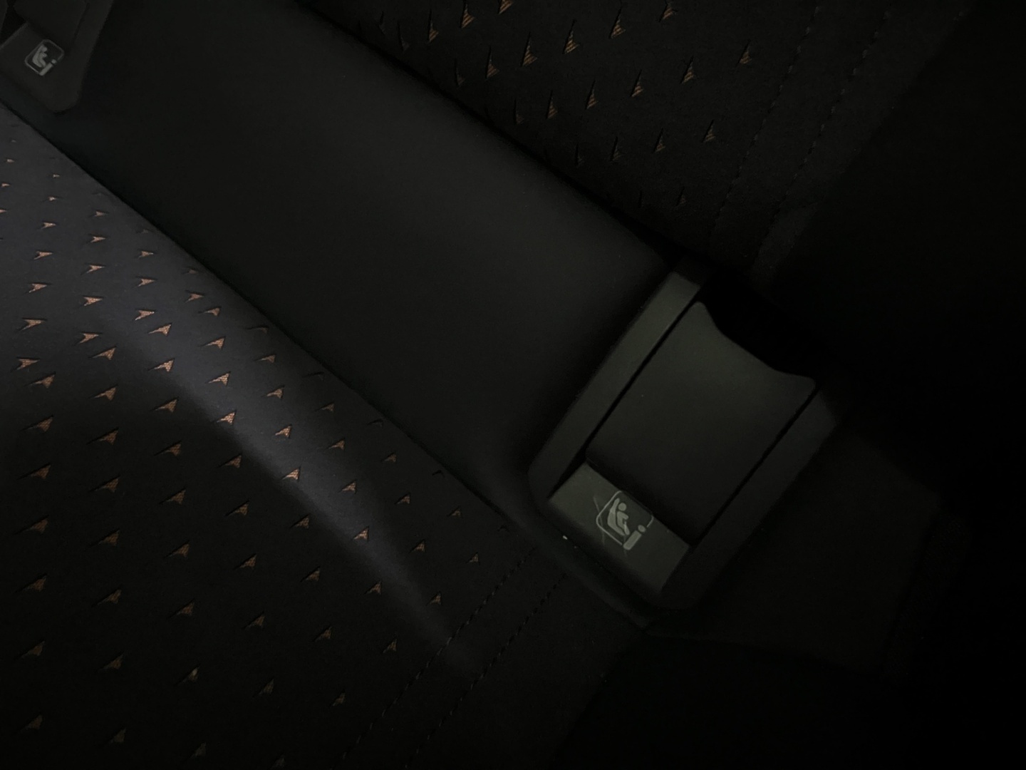 CUPRA Tavascan 2025