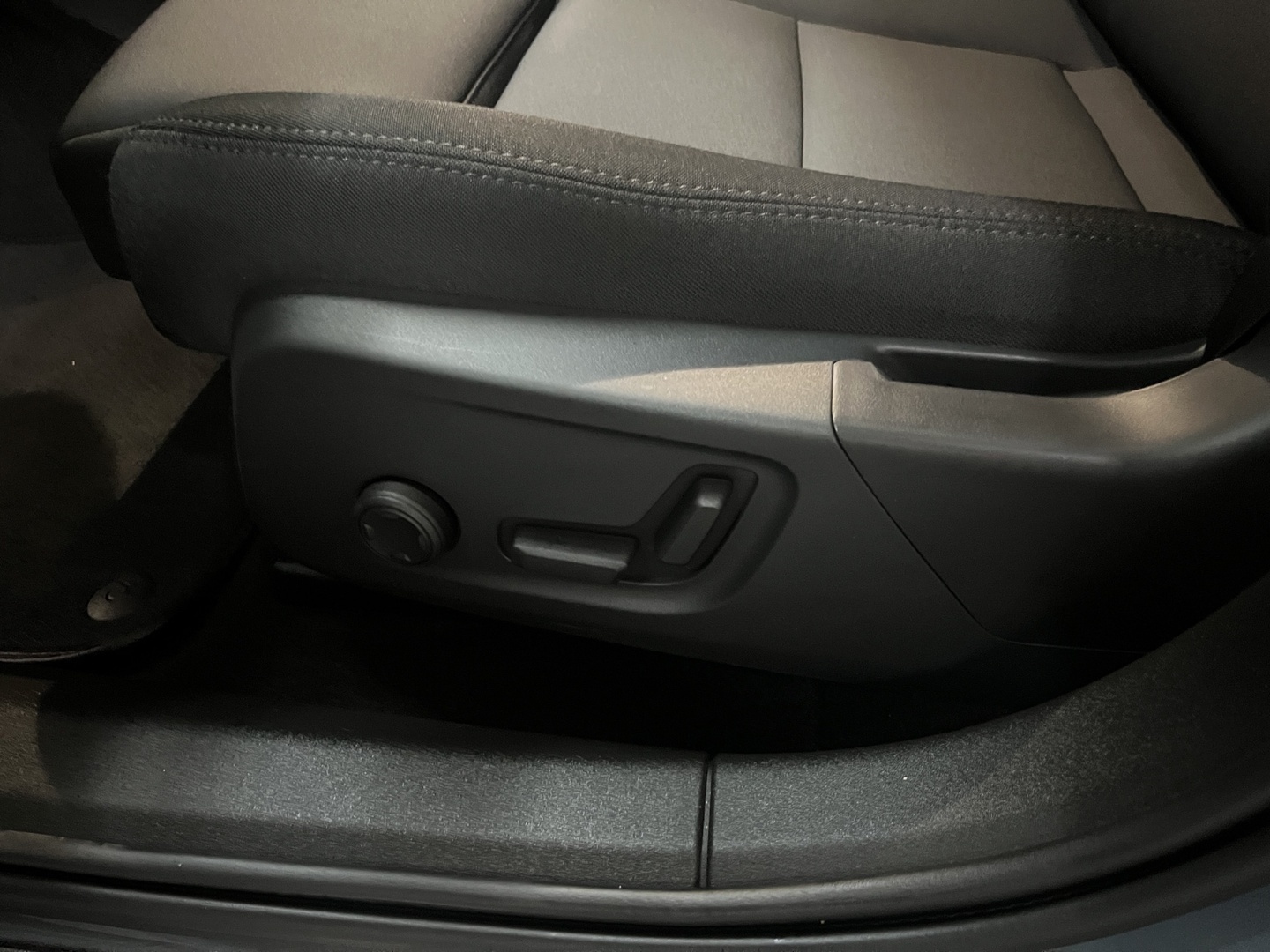 POLESTAR 2 2024