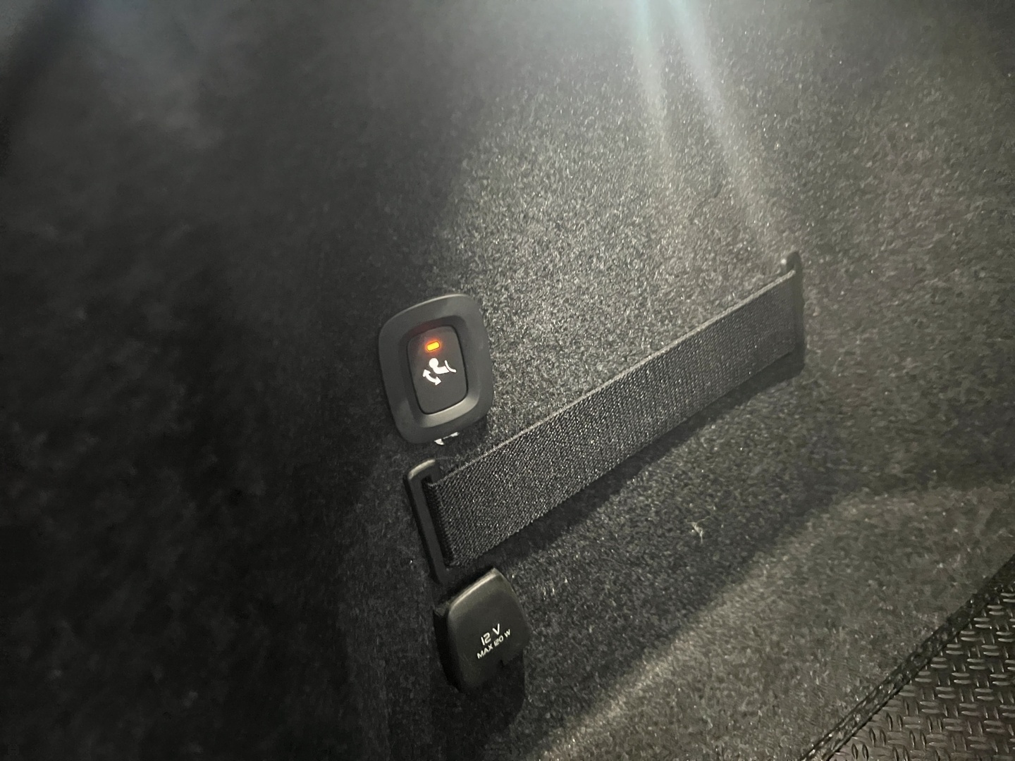 POLESTAR 2 2024