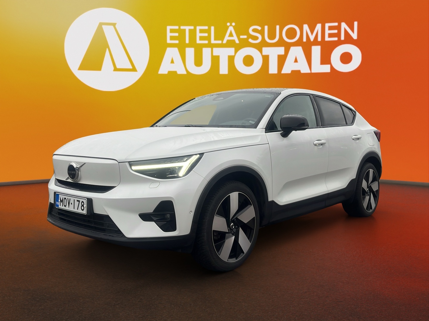 VOLVO C40 2023