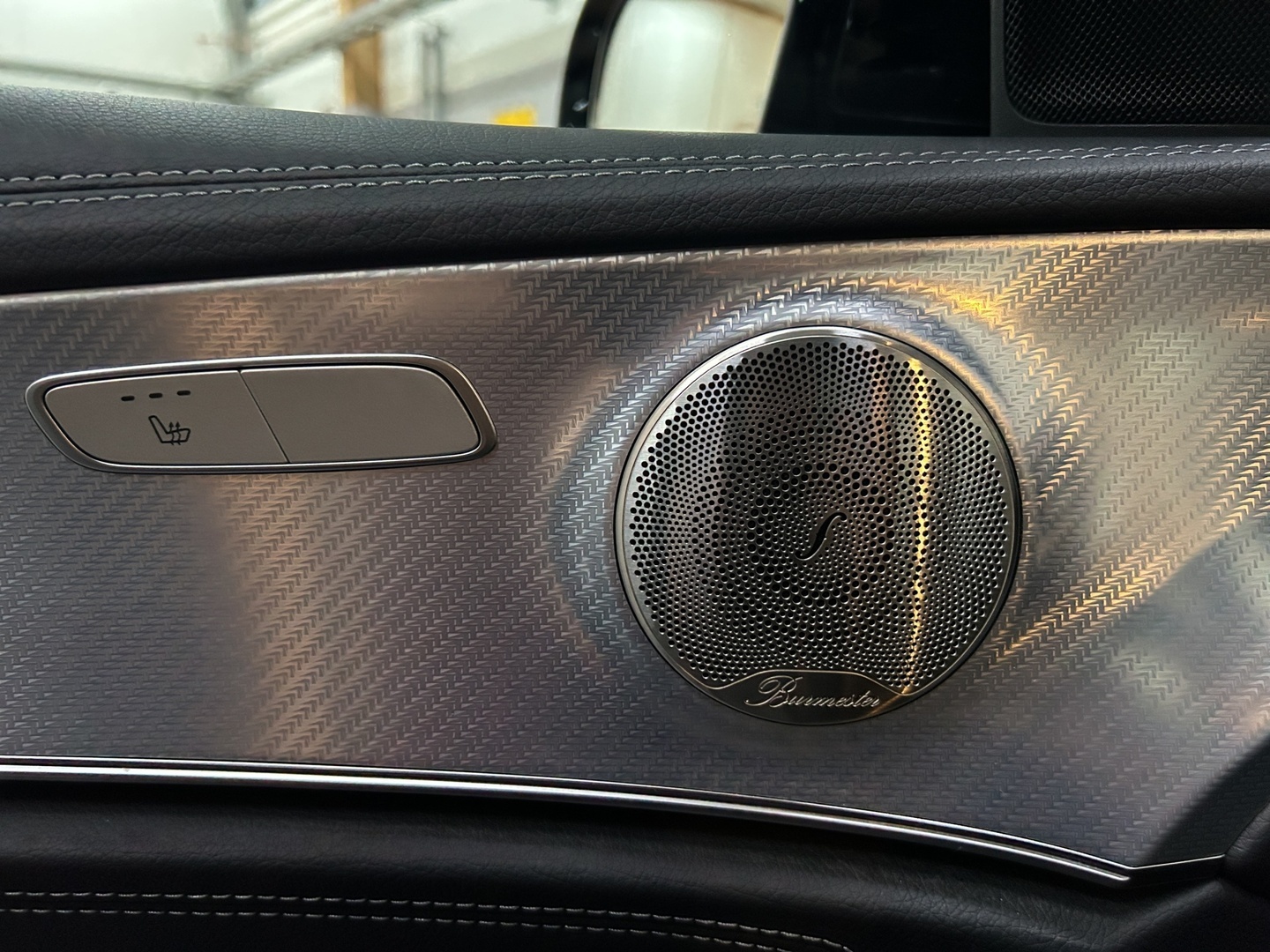 MERCEDES-BENZ E 2022