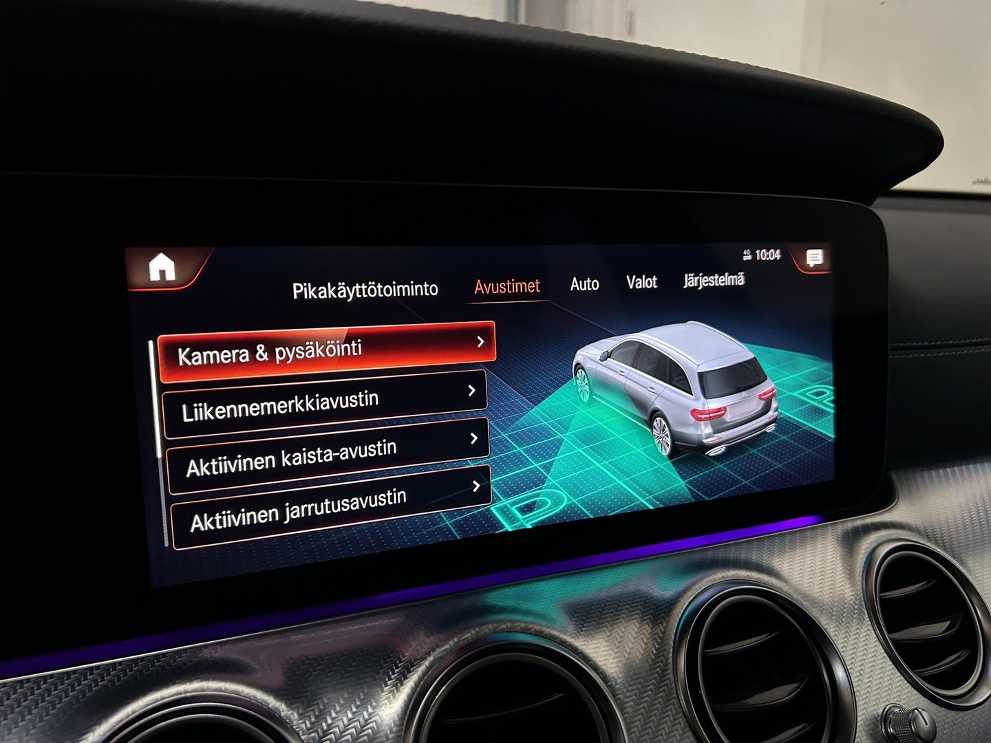 MERCEDES-BENZ E 2022