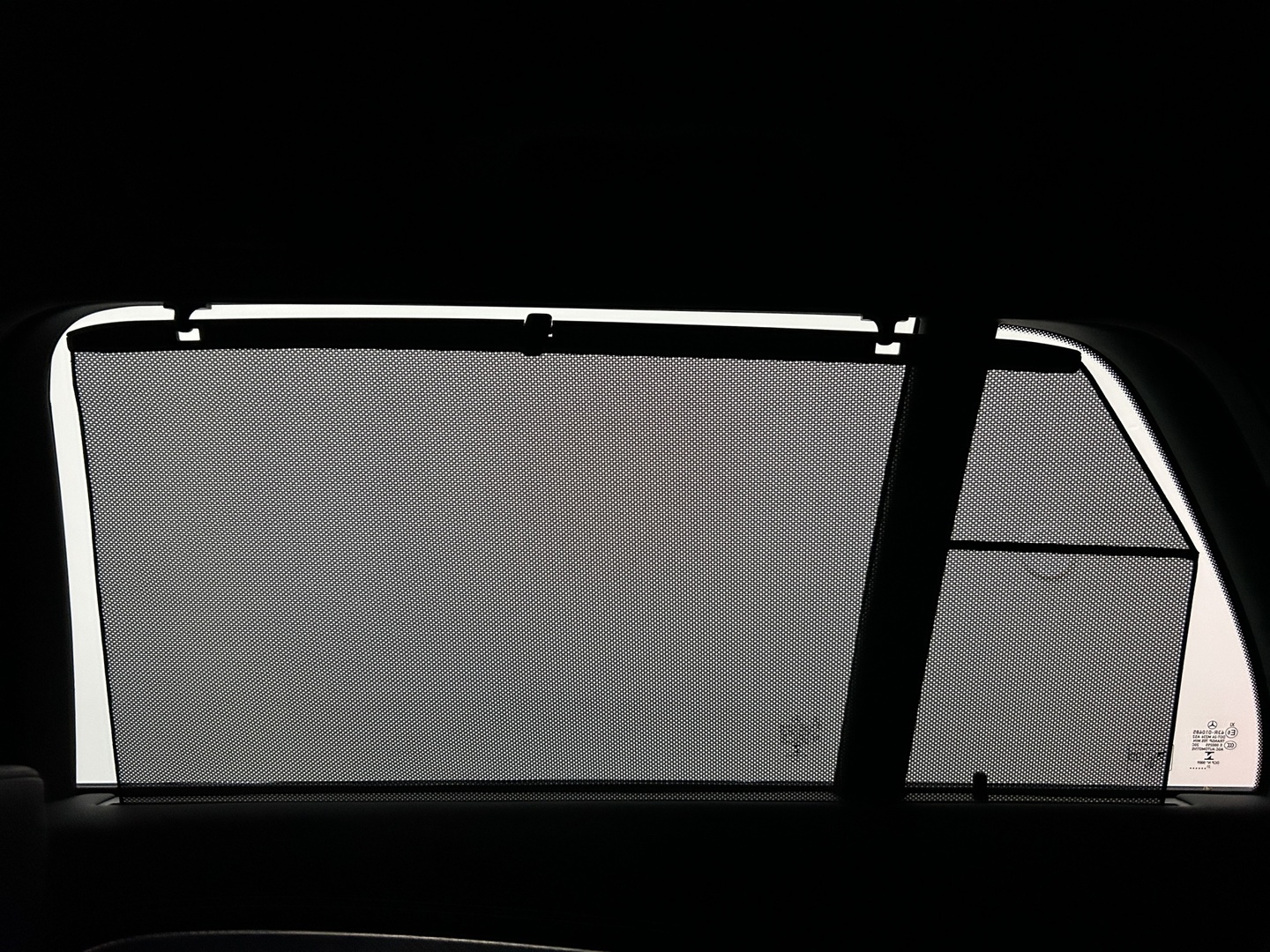 MERCEDES-BENZ E 2022