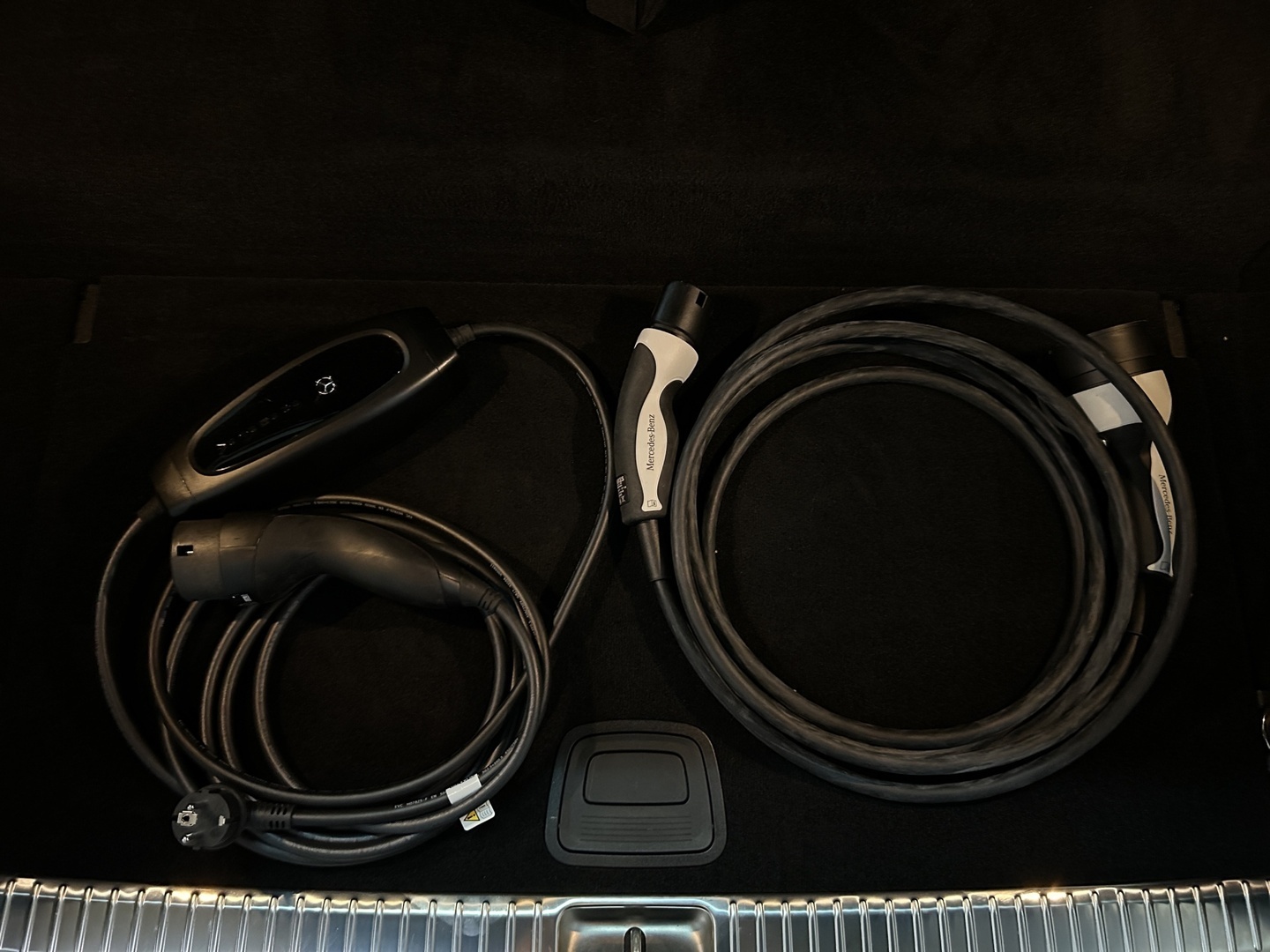 MERCEDES-BENZ E 2022