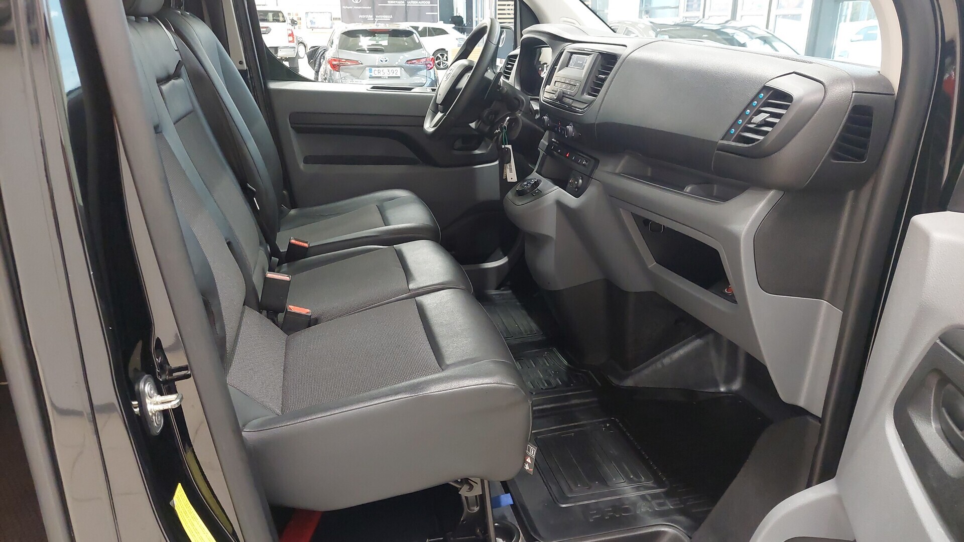 TOYOTA Proace 2021