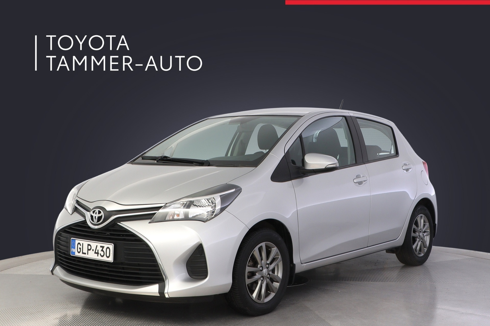 TOYOTA Yaris 2015