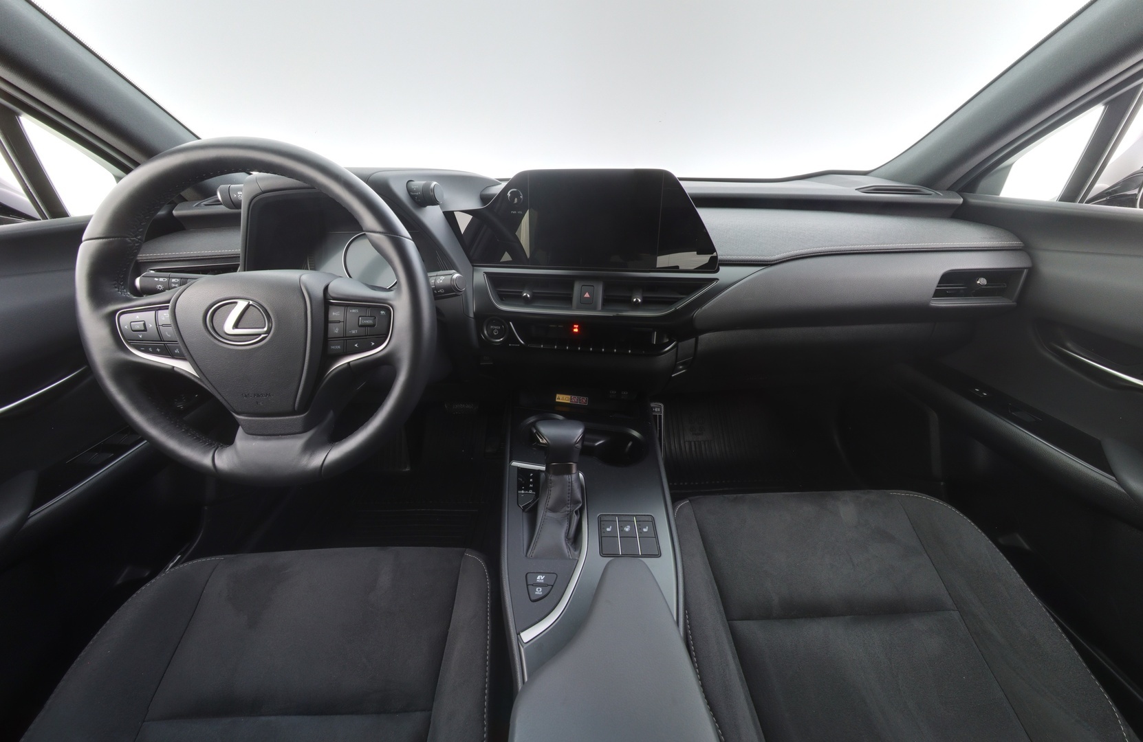 LEXUS UX 2023