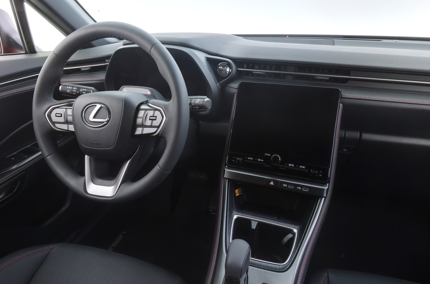 LEXUS LBX 2025