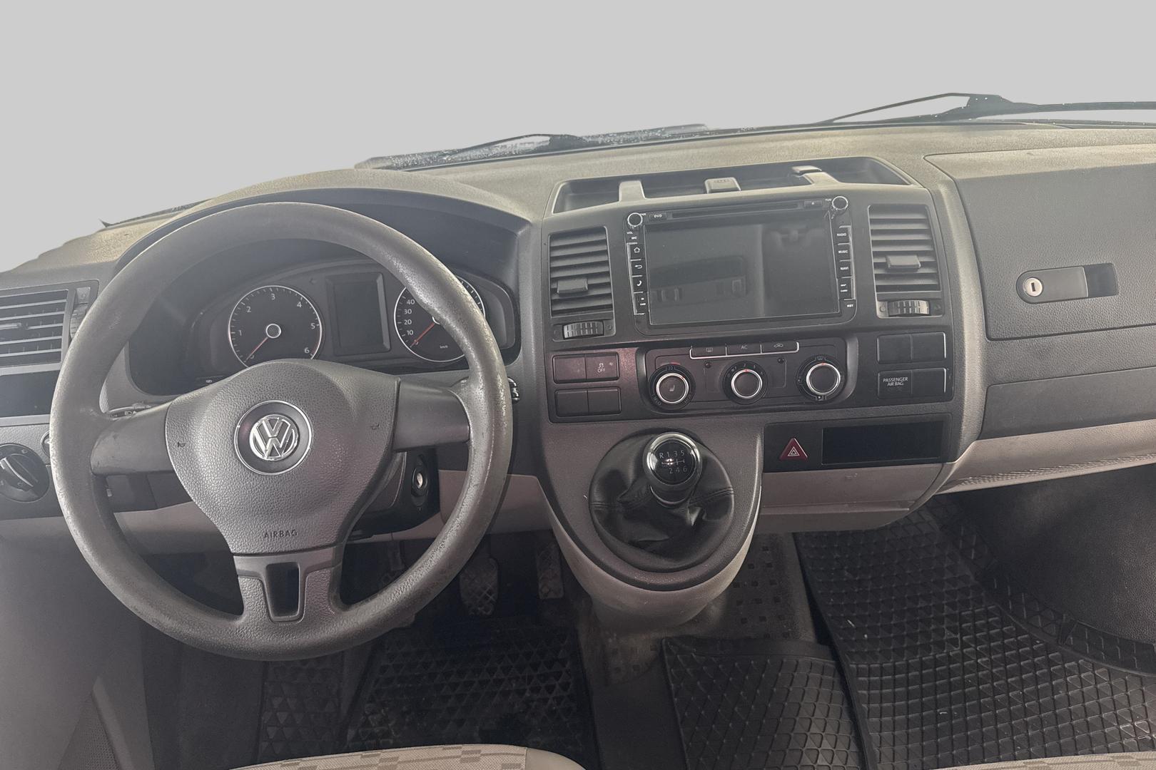 VOLKSWAGEN Transporter 2010
