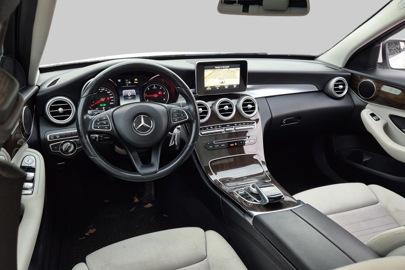 MERCEDES-BENZ C 2016