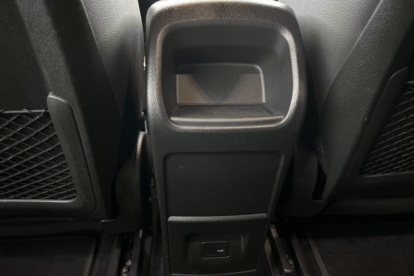 MERCEDES-BENZ EQB 2022