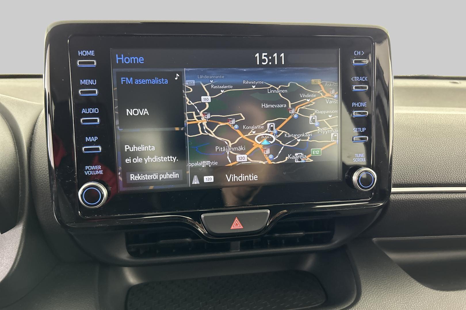 TOYOTA Yaris 2023