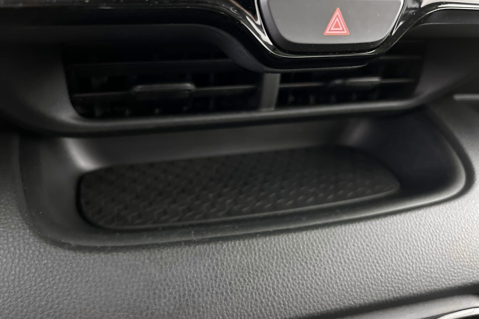 TOYOTA Yaris 2023