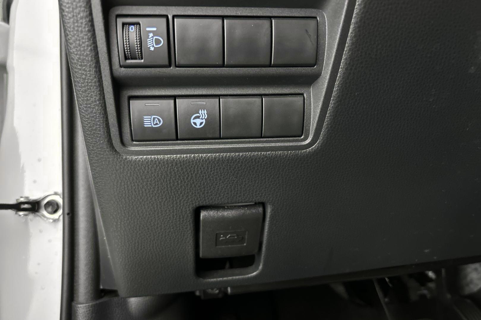 TOYOTA Yaris 2023