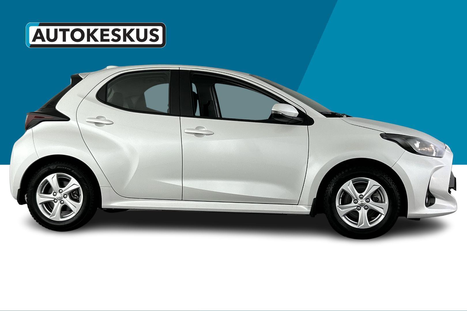TOYOTA Yaris 2023