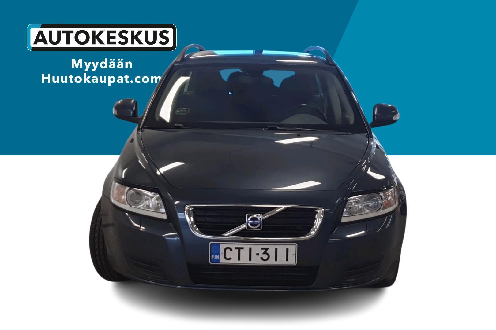 VOLVO V50 2010