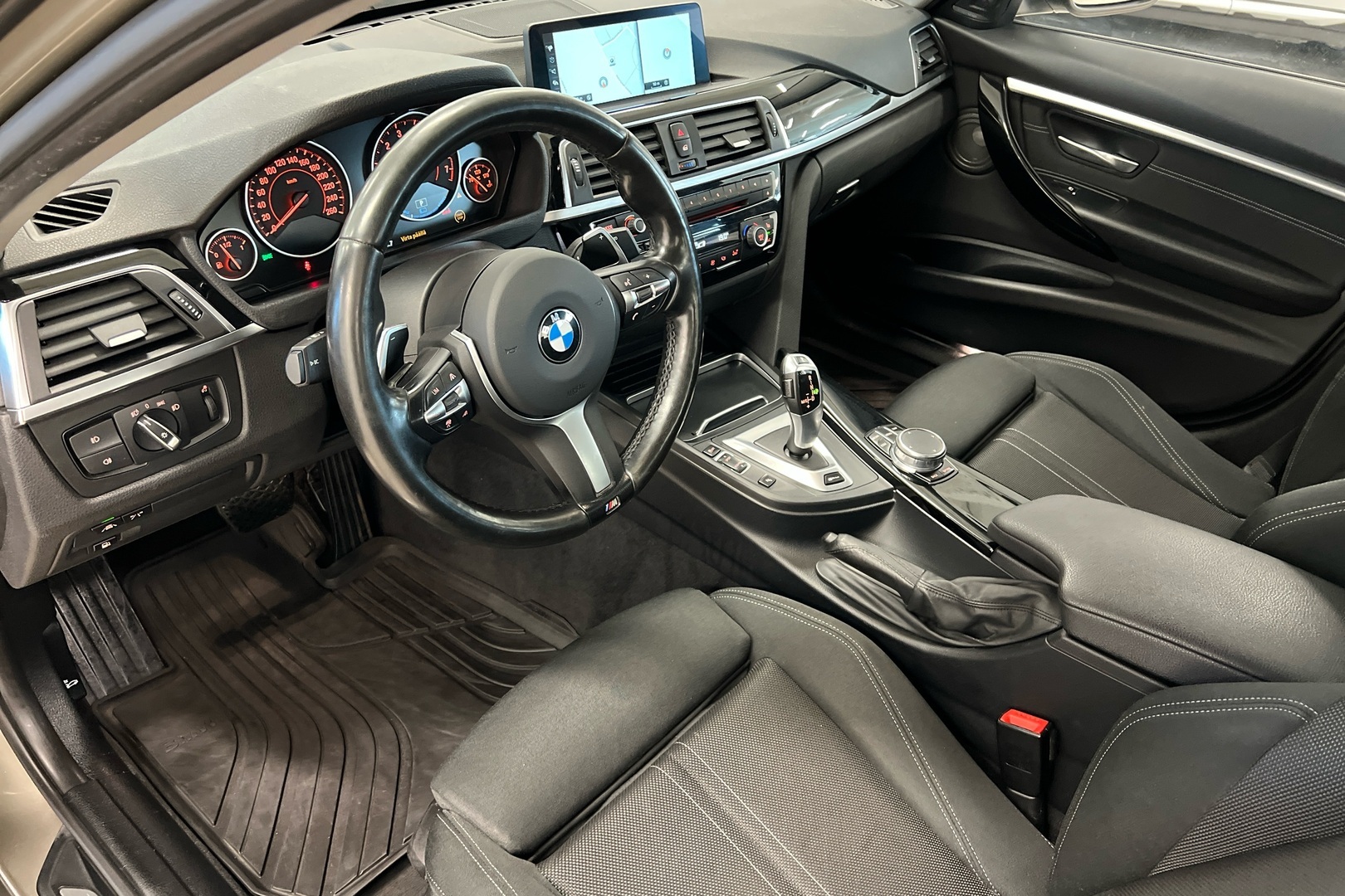 BMW 3-sarja 2017