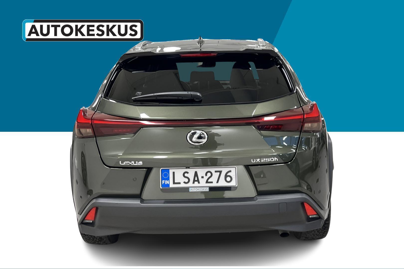 LEXUS UX 2023