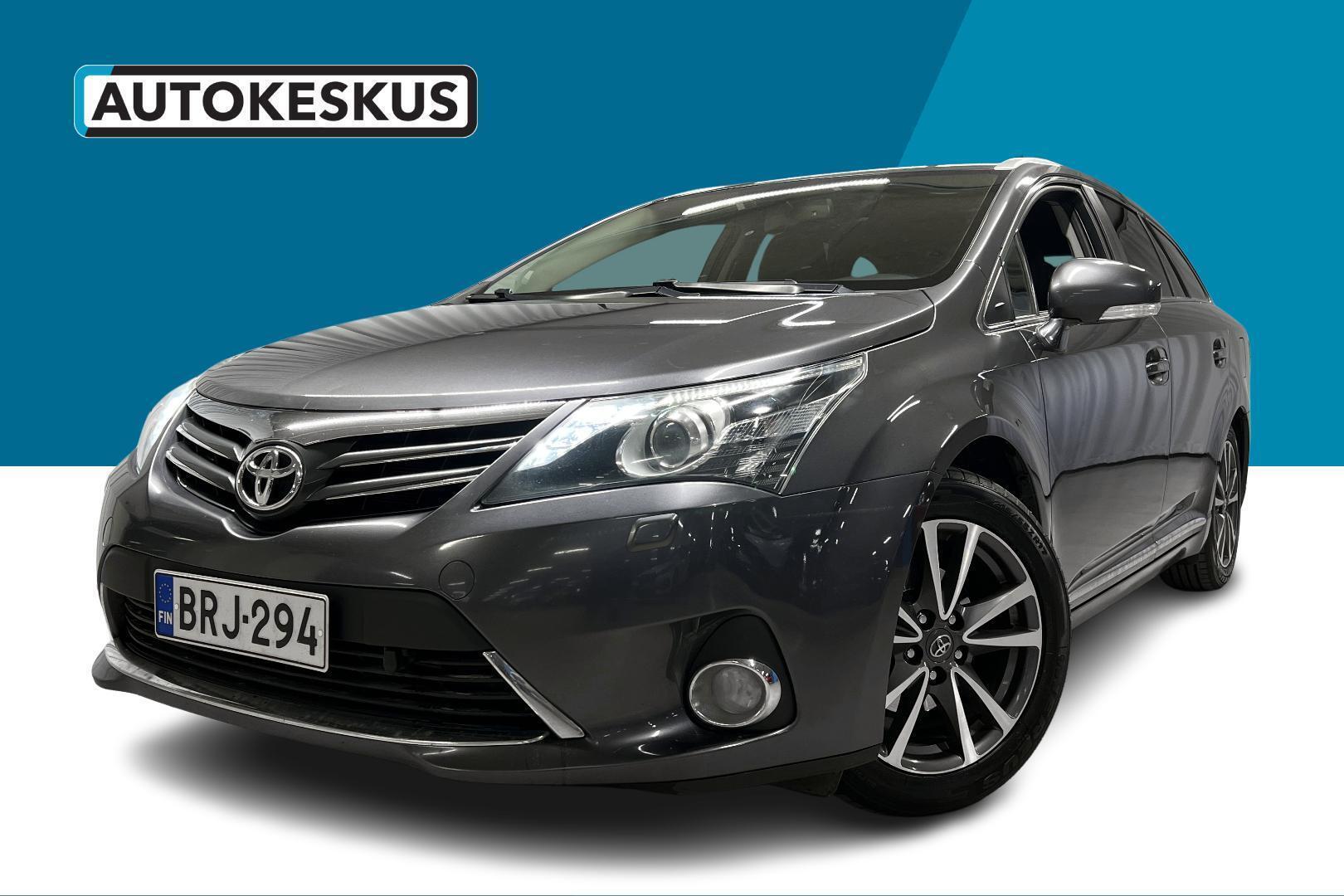 TOYOTA Avensis 2013