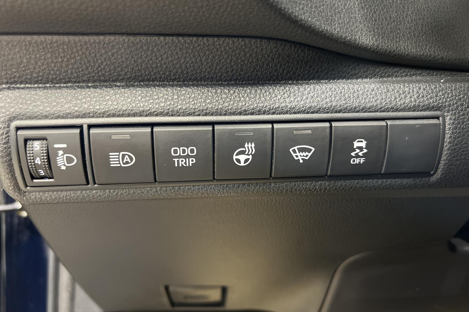 TOYOTA Corolla 2024