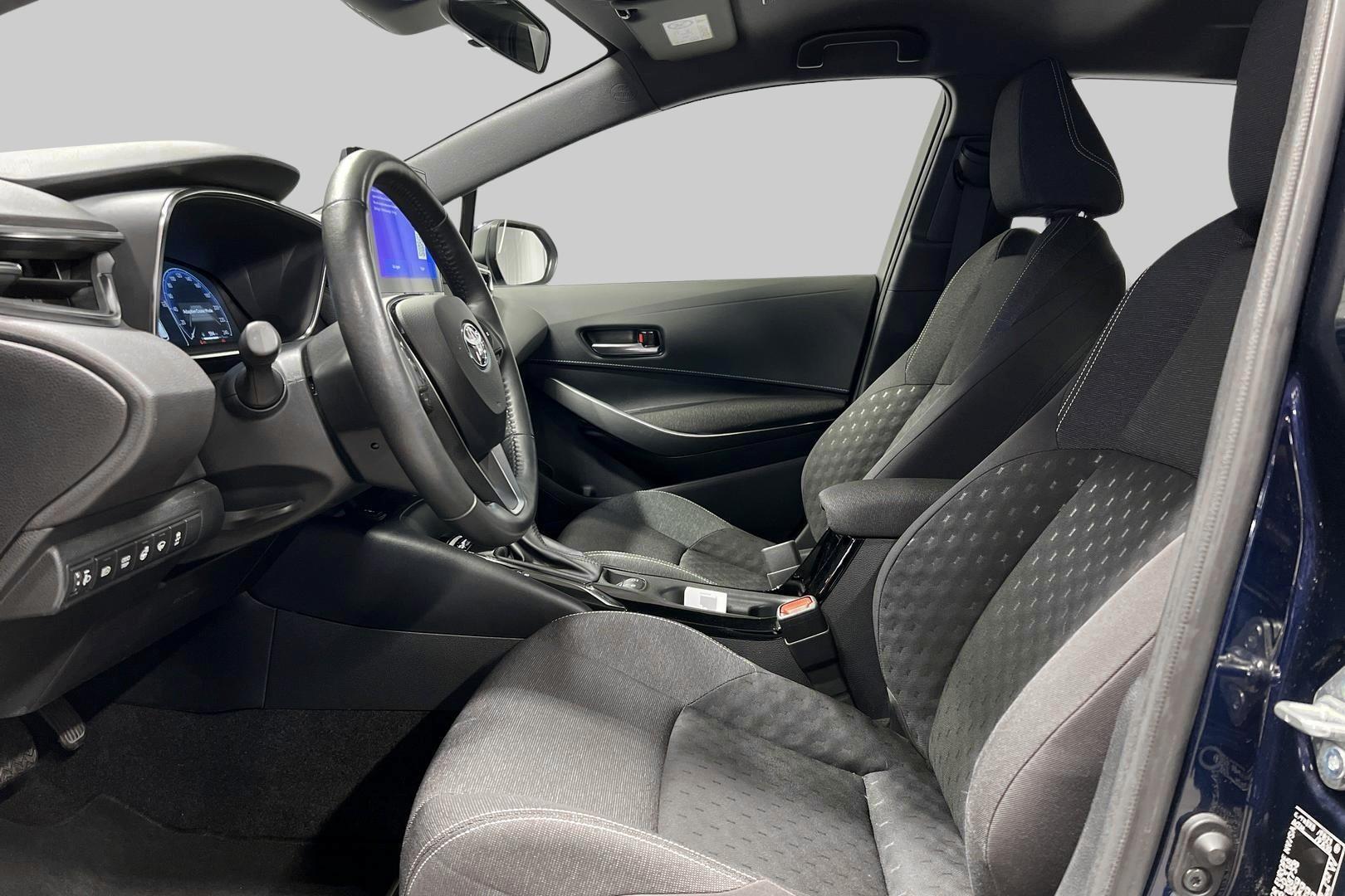 TOYOTA Corolla 2024