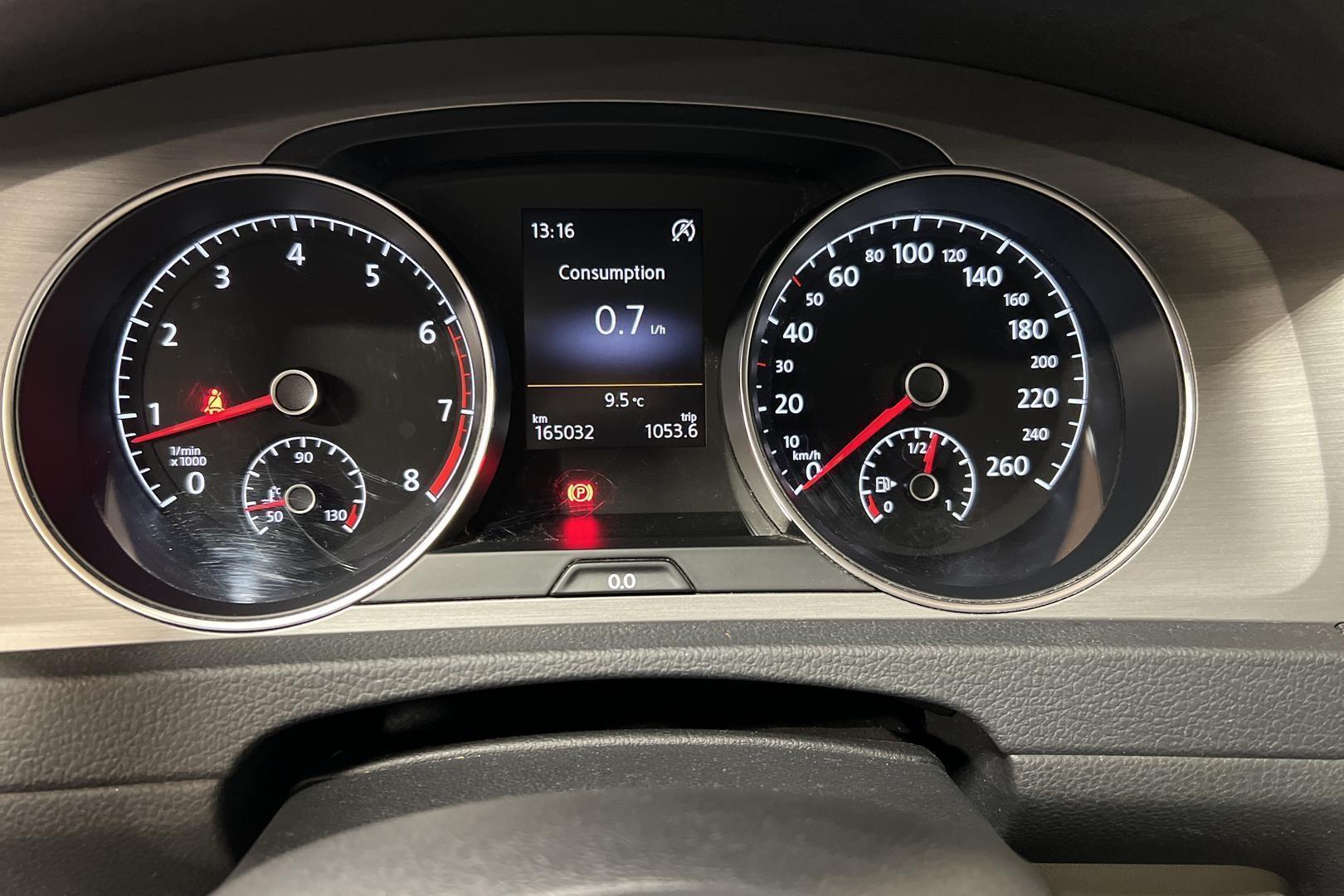 VOLKSWAGEN Golf 2014