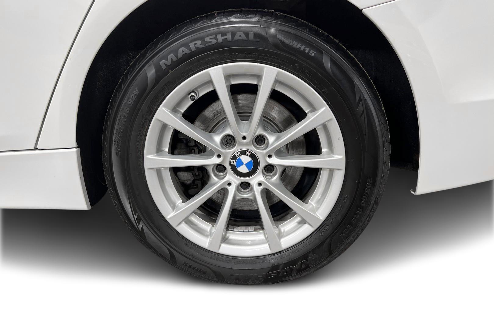 BMW 3-sarja 2016
