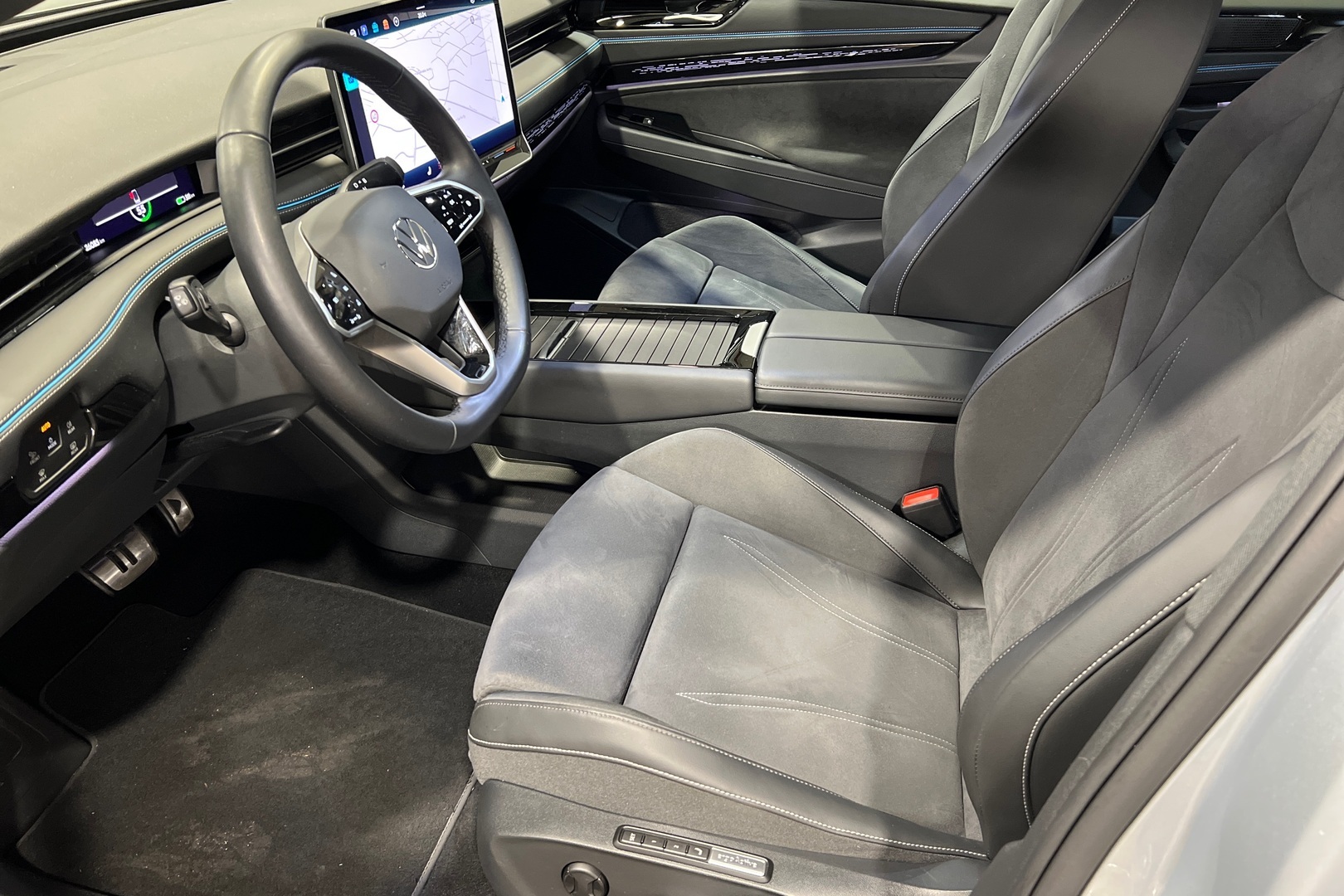 VOLKSWAGEN ID.7 2024