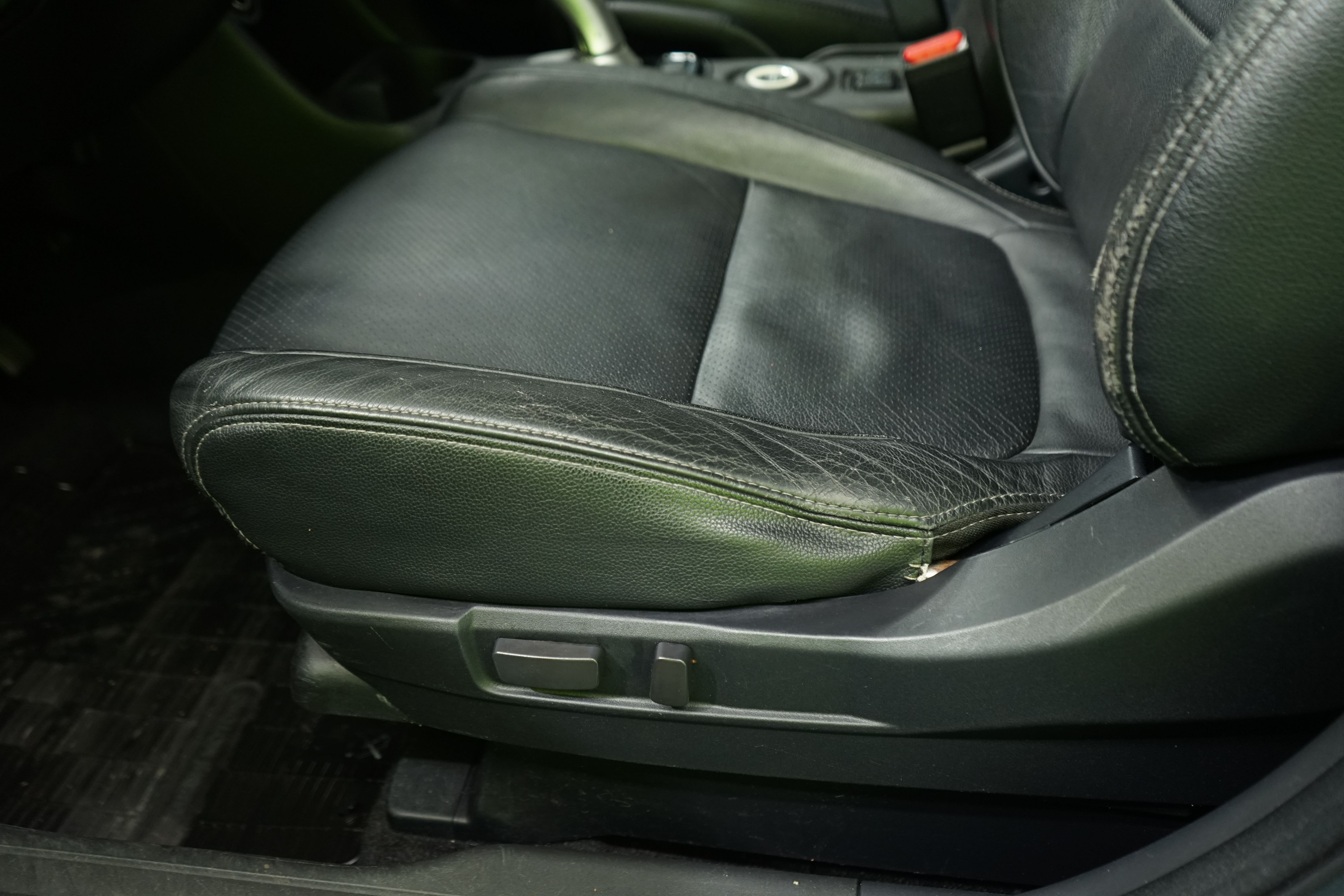 Mitsubishi Outlander PHEV 2015