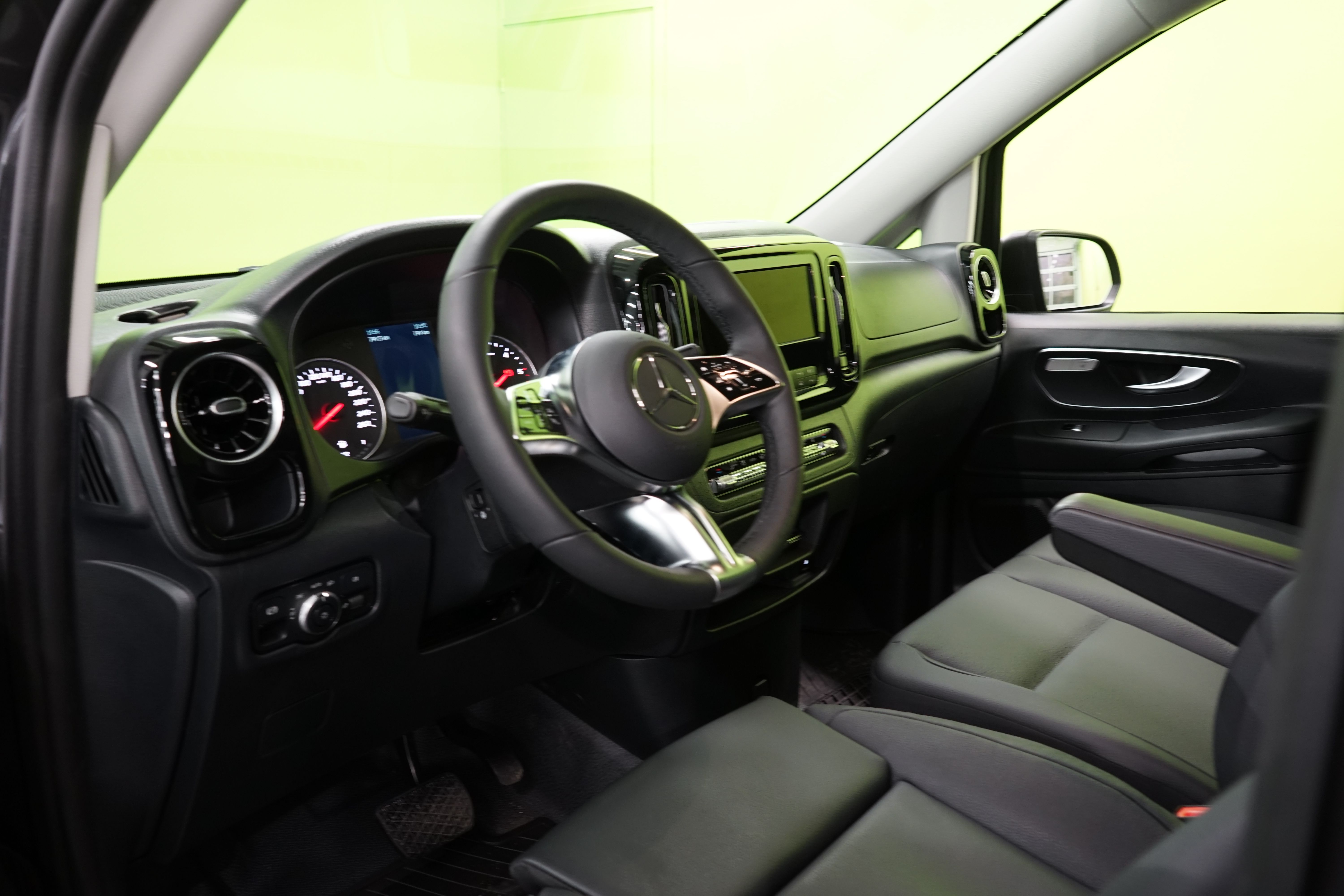 Mercedes-Benz Vito 2025