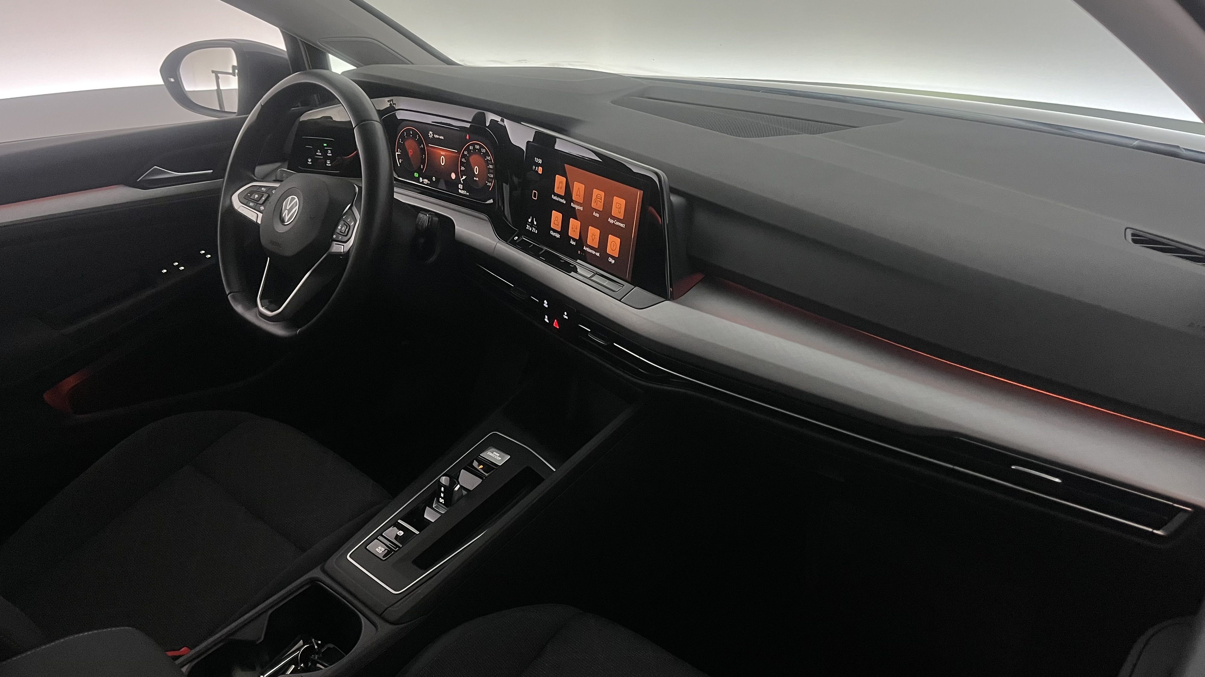 Volkswagen Golf 2021