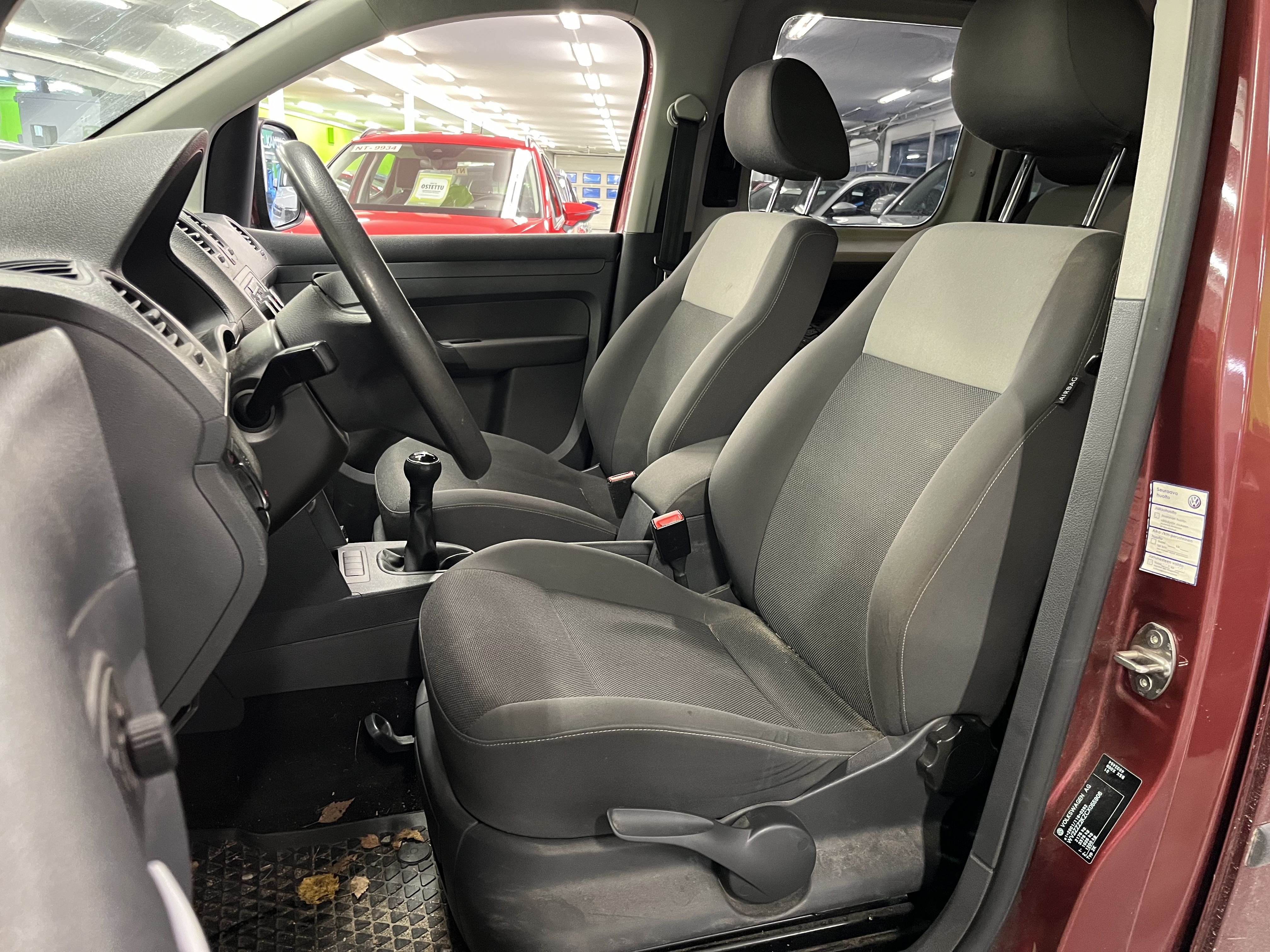 Volkswagen Caddy 2012